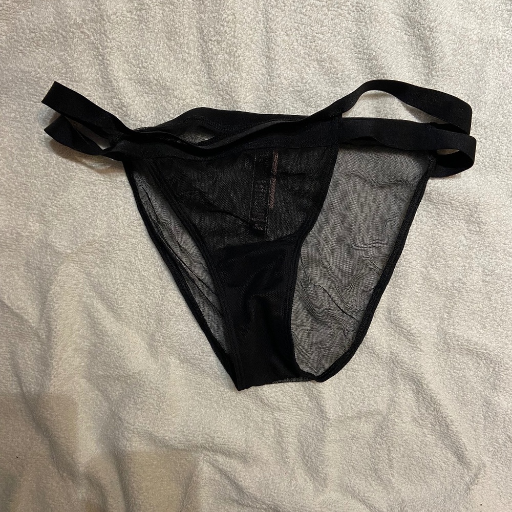 Victoria's Secret Panties NWT Size M